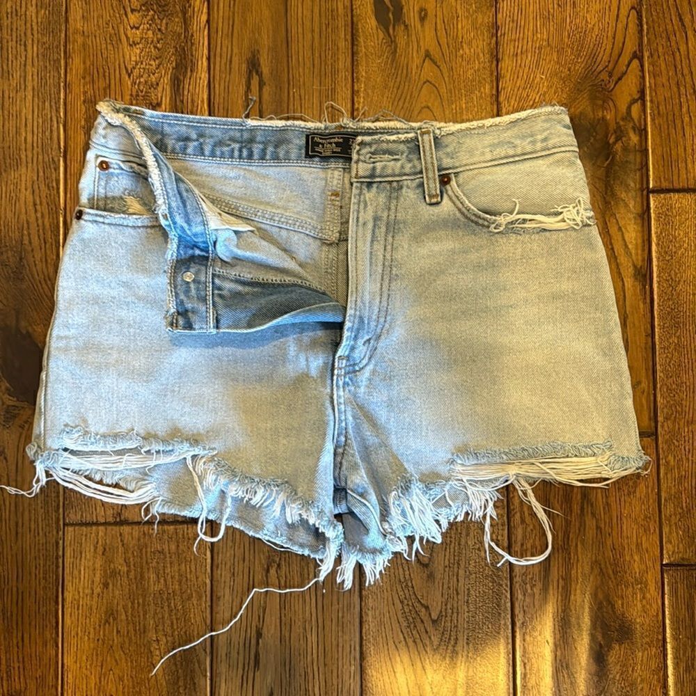 Abercrombie Annie High Rise Short